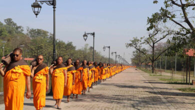 लुम्बिनीबाट भिक्षुहरुको धम्मयात्रा सुरु
