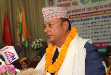 नेपाल–भारतबीच निर्माण हुन लागेका अधुरा आयोजनालाई सरकारले अगाडि बढाउने : मन्त्री खड्का